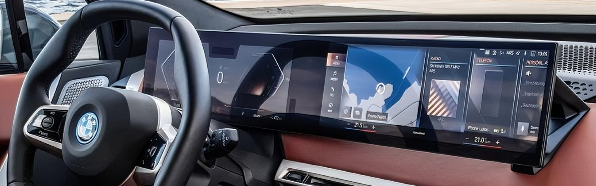 The curved stretched LCD display is perfect for the interior display of the car