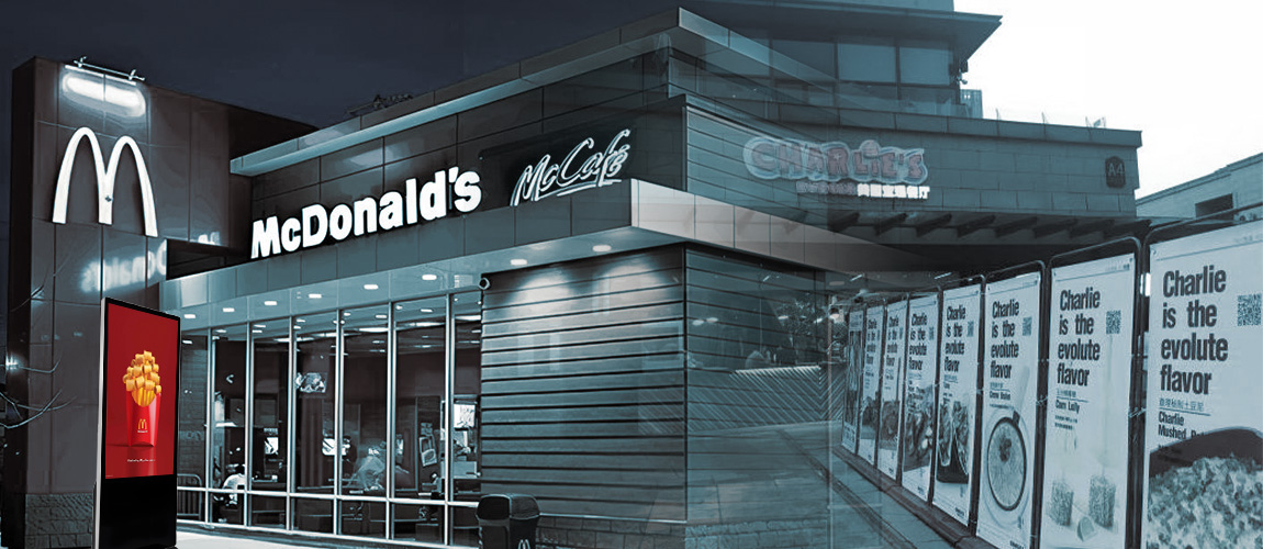 Digital Signage vs. Traditional Signage